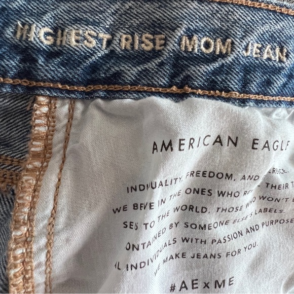 AE Highest Rise MOM jeans 100% cotton size 8.  Destroyed/Distressed and Fabulous - Picture 10 of 10
